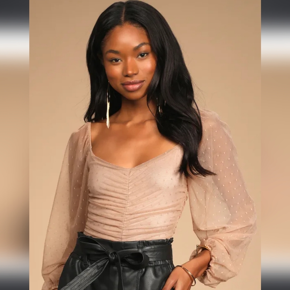 Lulu's Ruching Around Town Beige Swiss Dot Long Sleeve Bodysuit, size small